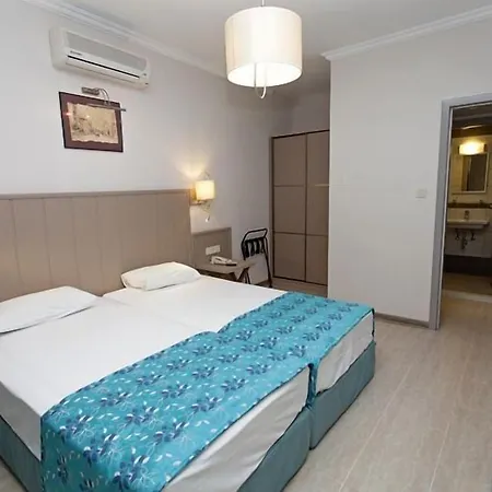 Prince Apart Hotel 公寓式酒店 伊丘美勒