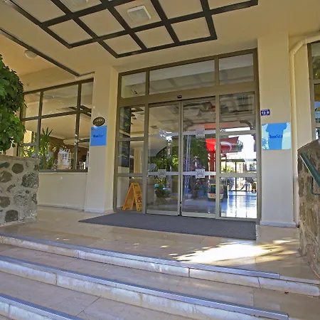 Prince Apart Hotel 3* 伊丘美勒