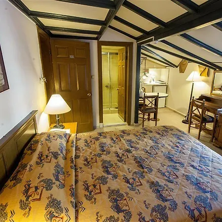 Prince Apart Hotel 3* İçmeler