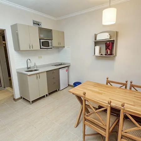 Prince Apart Hotel 3*