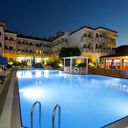 מלון דירות Prince Apart Hotel