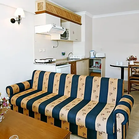 Prince Apart Hotel מלון דירות איסמלר