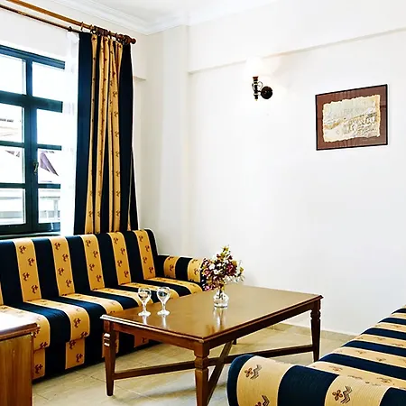 מלון דירות Prince Apart Hotel