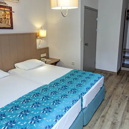 Prince Apart Hotel מלון דירות
